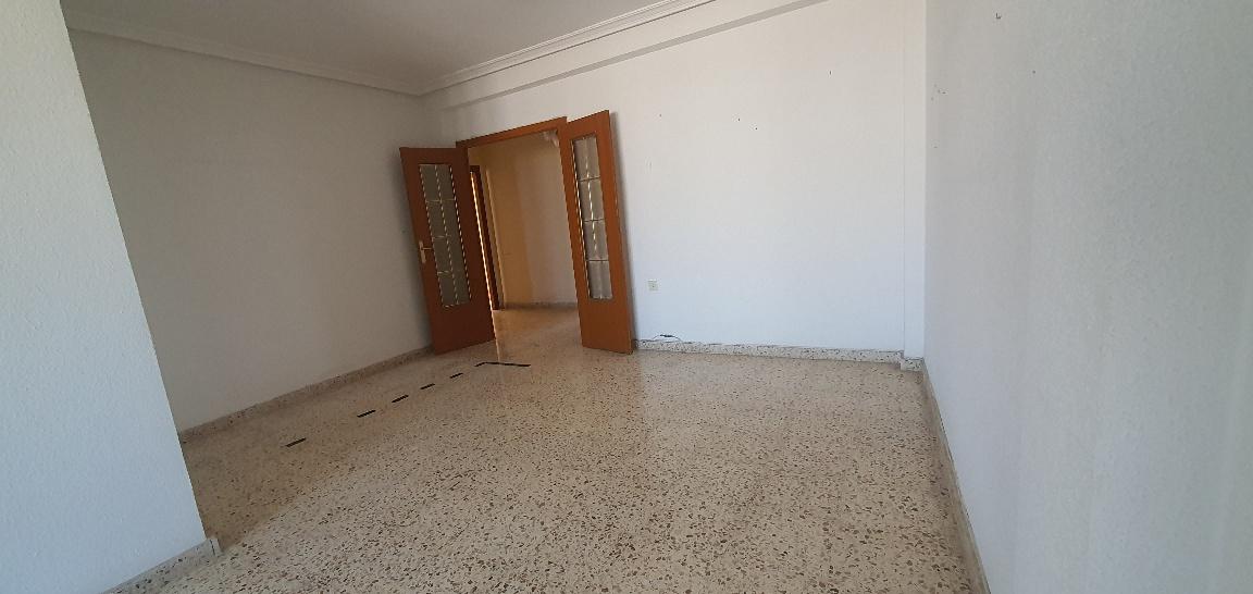 Imagen 18 Piso en venta en Hellín / Zona Melchor de Macanaz frente a Jardín Tamborileros