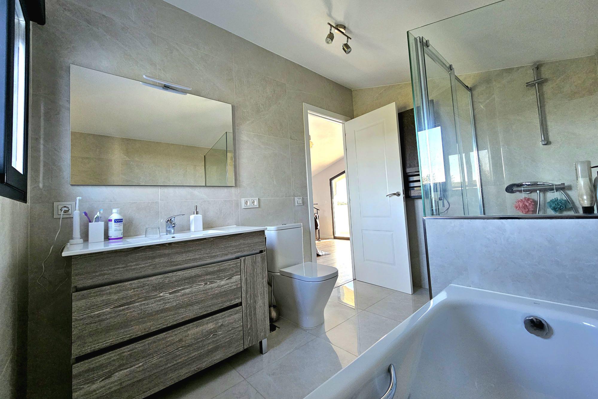 Imagen 17 Casa en venta en Valdemorillo / Casa en Avenida de Los Castillos, Valdemorillo