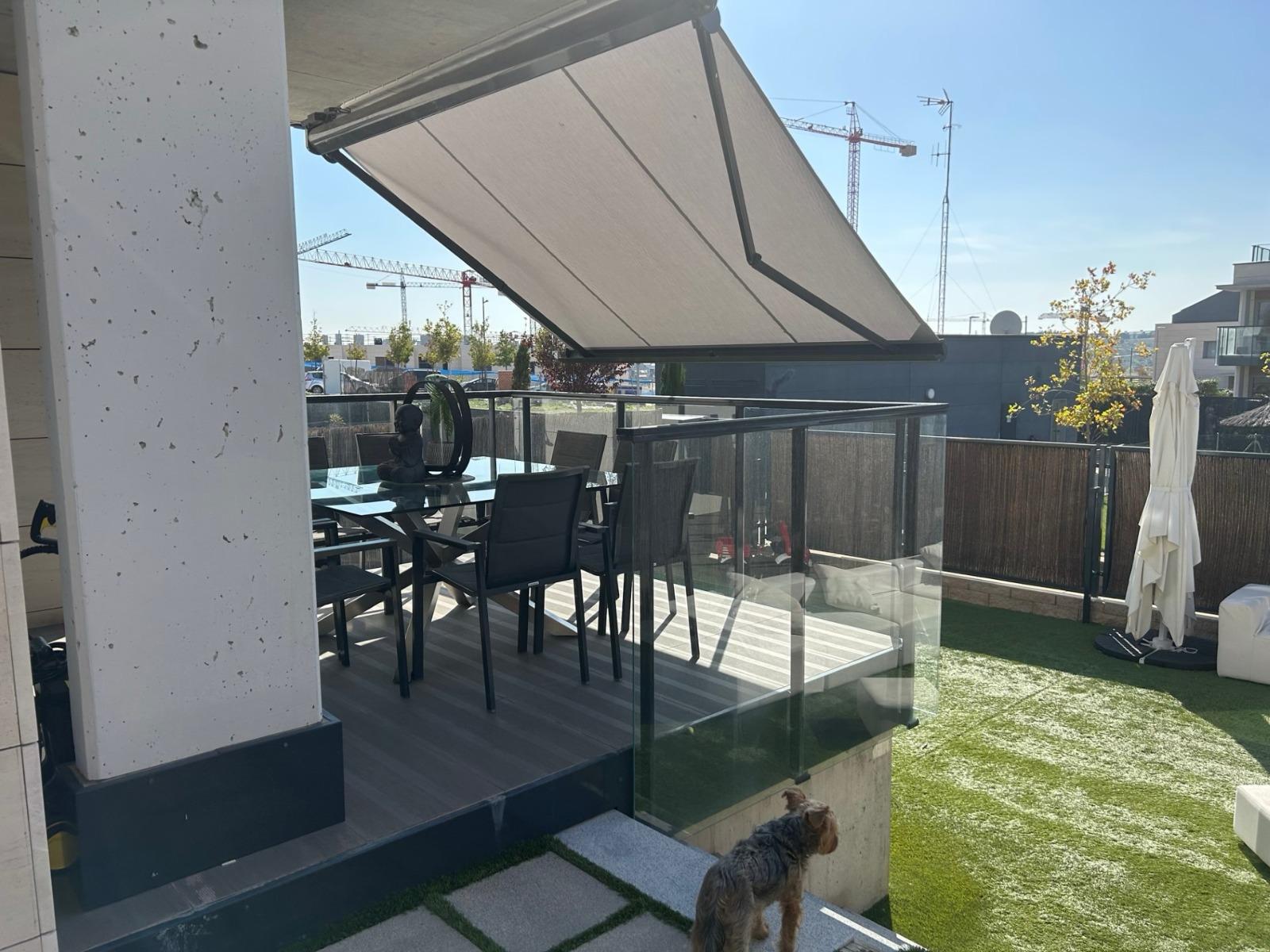 Imagen 7 Casa en venta en Boadilla Del Monte / Gran Chalet en Urbanización en Boadilla del Monte