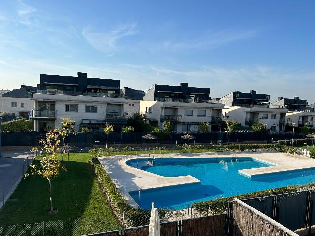 Imagen 32 Inmueble 283057 - Casa en venta en Boadilla Del Monte / Gran Chalet en Urbanización en Boadilla del Monte