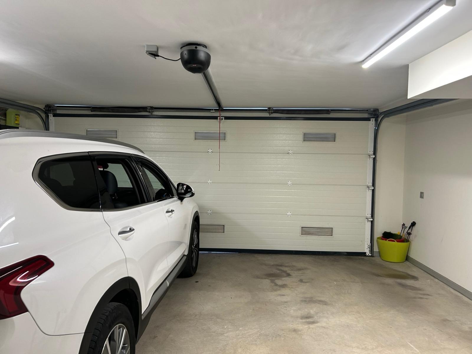 Imagen 31 Casa en venta en Boadilla Del Monte / Gran Chalet en Urbanización en Boadilla del Monte