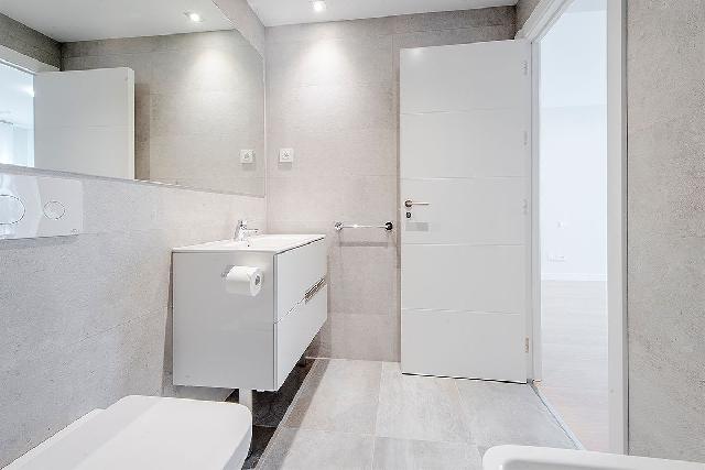 Imagen 7 Inmueble 300290 - Piso en venta en Madrid / Próximo al Centro Comercial Las Rosas