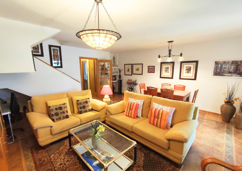 Imagen 5 Casa en venta en Espinar El / Próximo a la Estación de tren