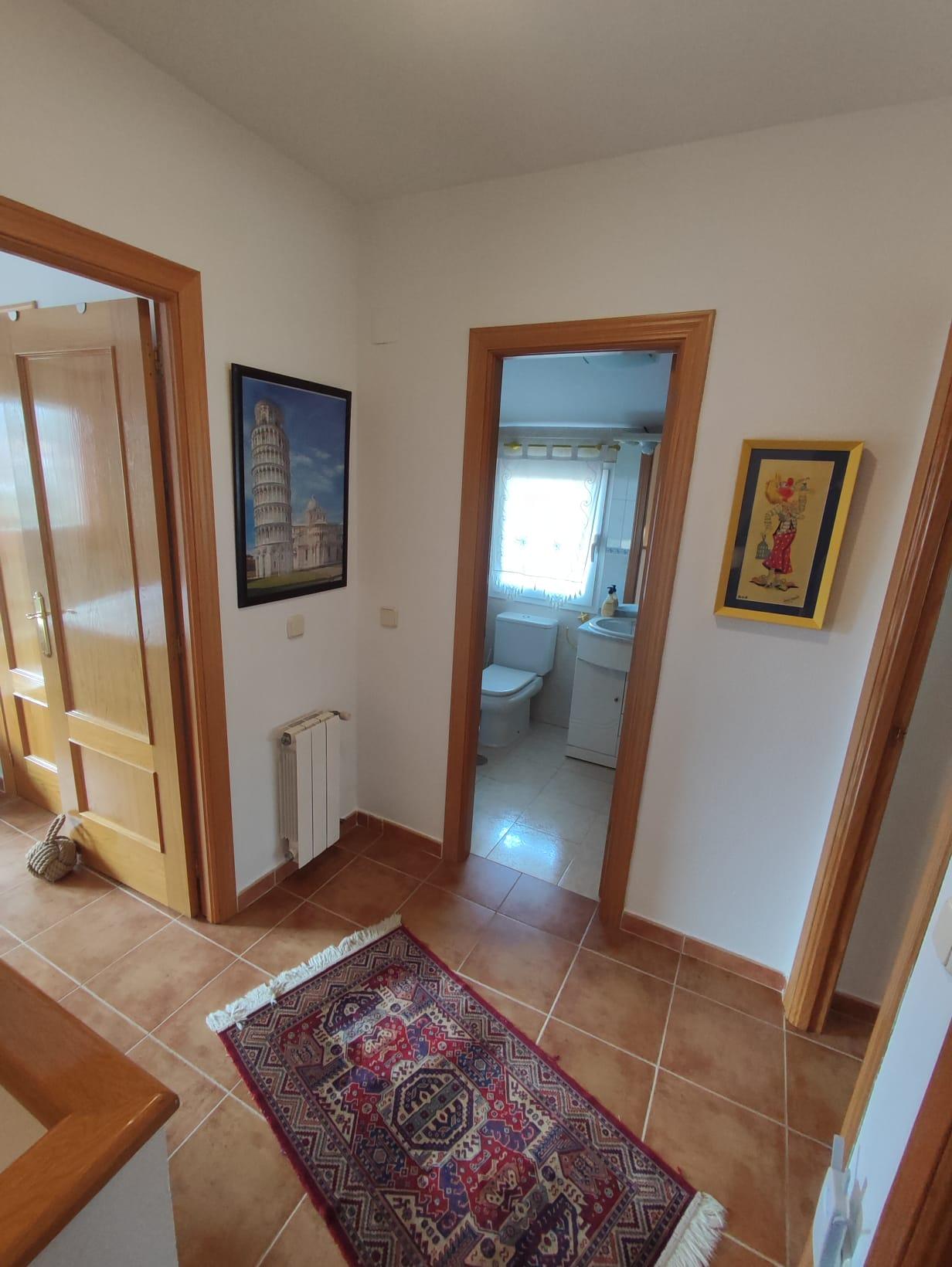 Imagen 11 Casa en venta en Espinar El / Próximo a la Estación de tren