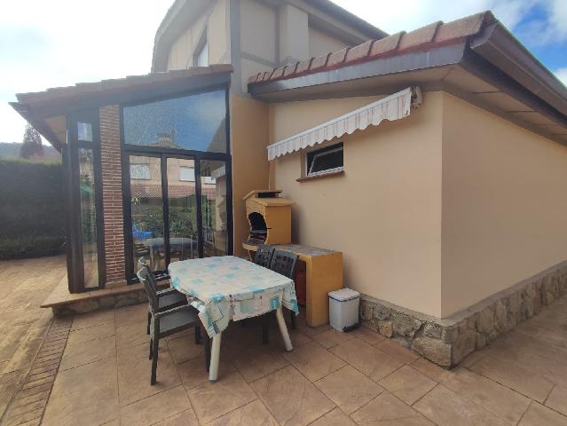 Imagen 23 Inmueble 301897 - Casa en venta en Espinar (El) / Próximo a la Estación de tren