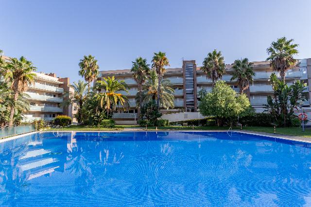 Imagen 8 Inmueble 296799 - Ático en venta en Salou / Al lado de la Plaza Europa. 