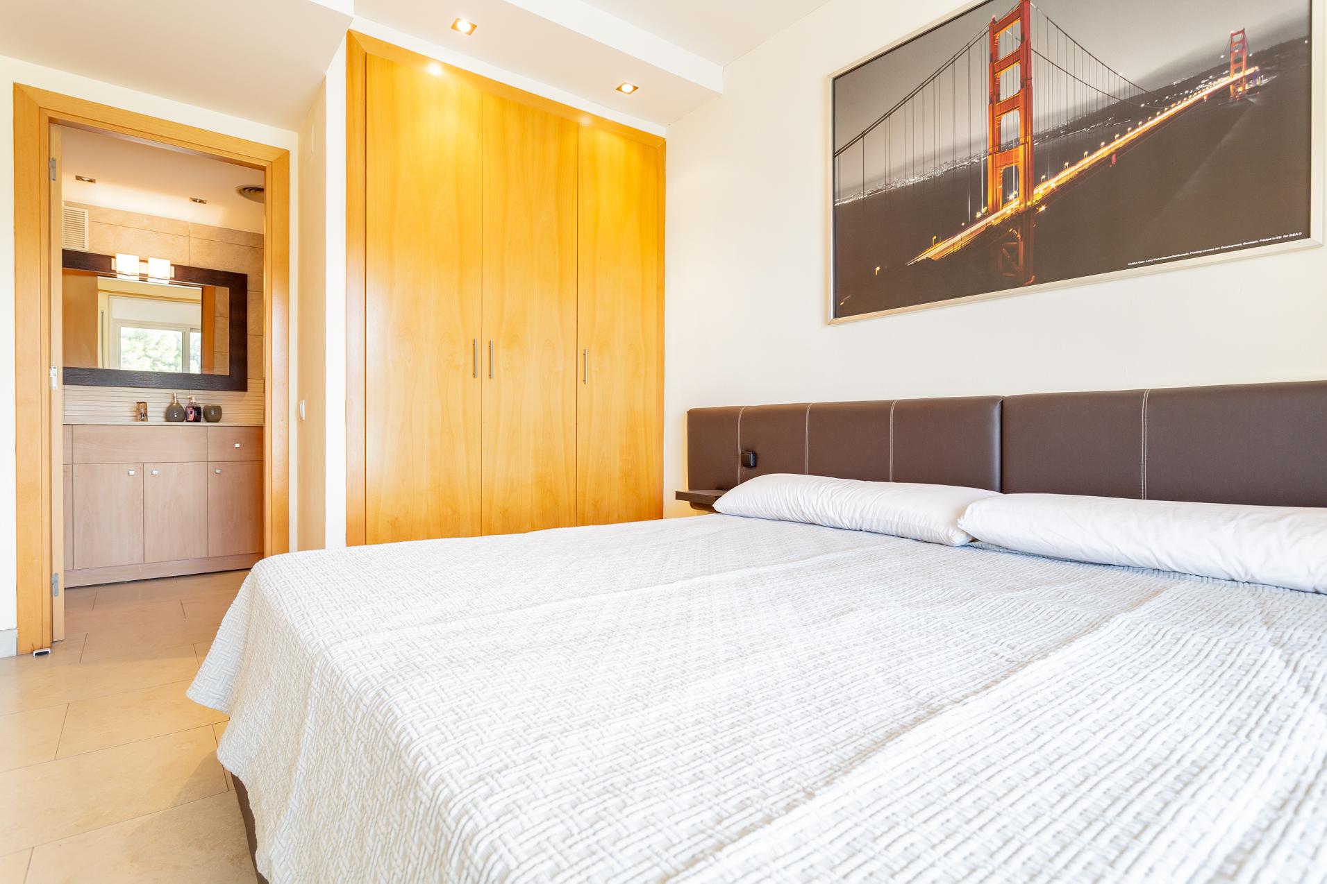 Imagen 30 Ático en venta en Salou / Al lado de la Plaza Europa. 