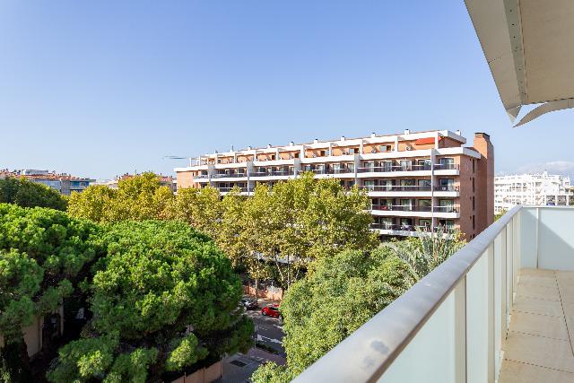 Imagen 25 Inmueble 296799 - Ático en venta en Salou / Al lado de la Plaza Europa. 