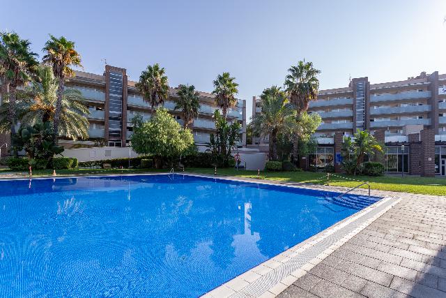 Imagen 10 Inmueble 296799 - Ático en venta en Salou / Al lado de la Plaza Europa. 