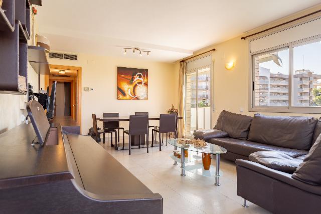 Imagen 20 Inmueble 296799 - Ático en venta en Salou / Al lado de la Plaza Europa. 