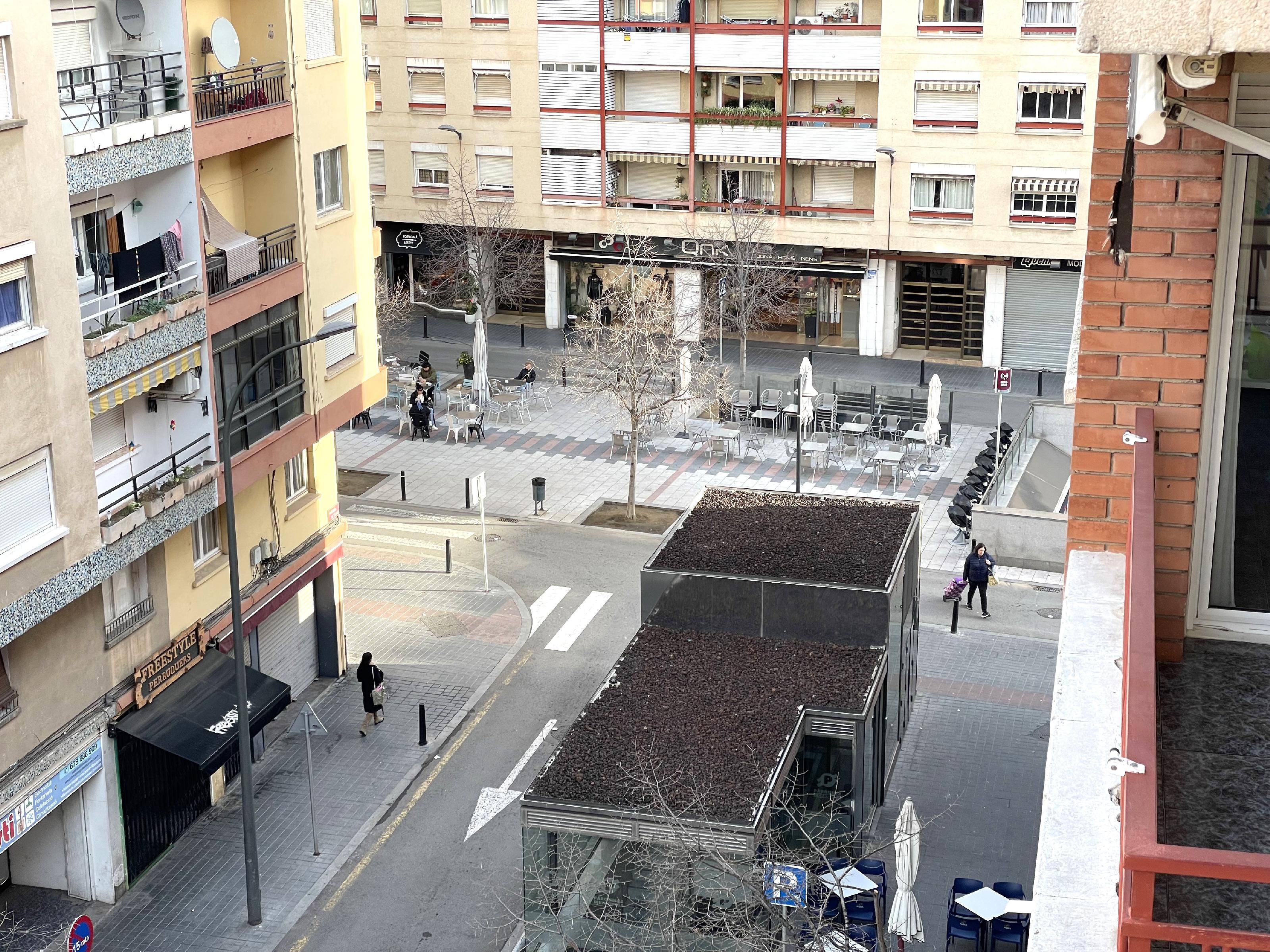 Imagen 6 Apartamento en venta en Reus / Avenida Pere del Cerimonios