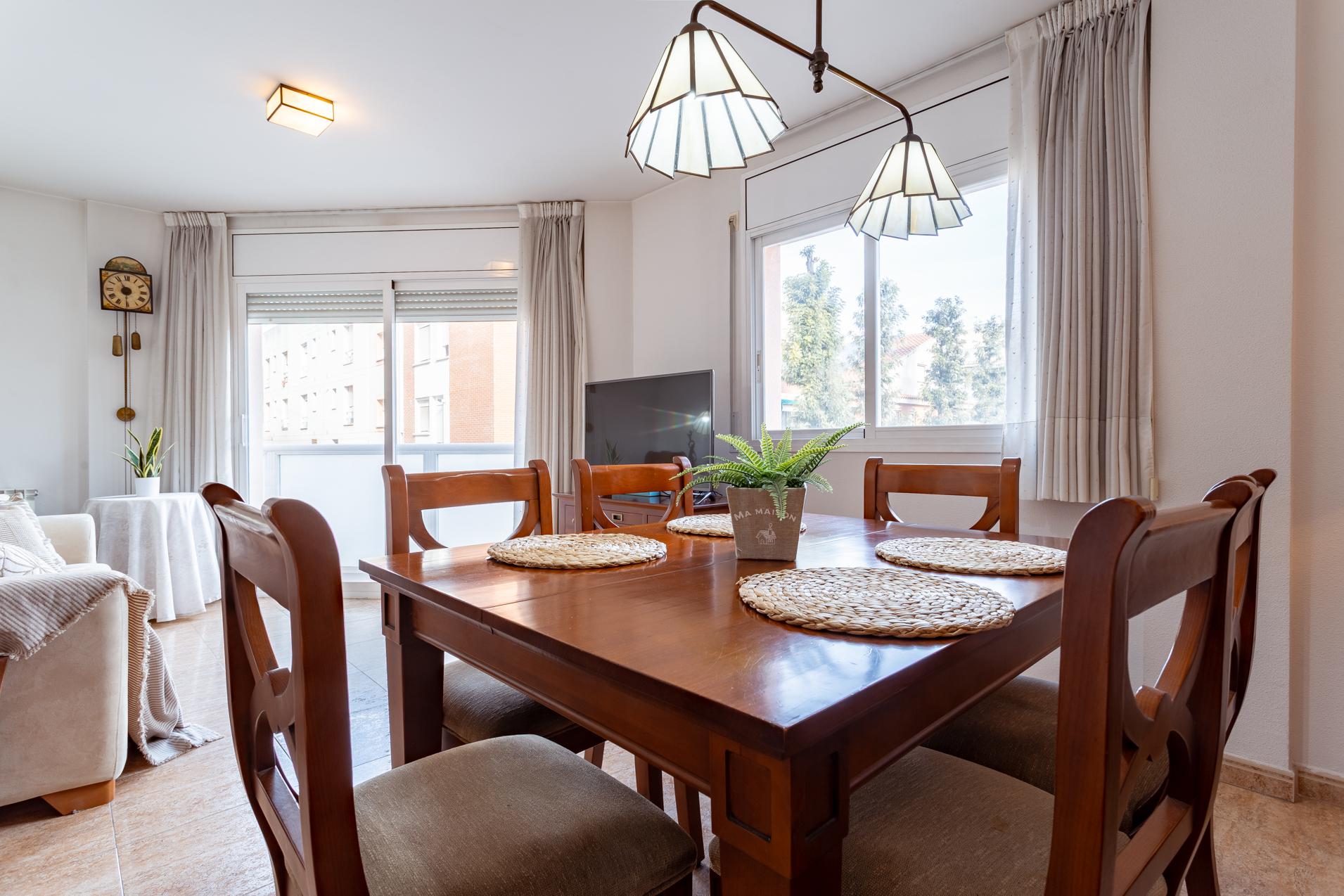 Imagen 4 Piso en venta en Reus / En plena Calle Sarda, Reus