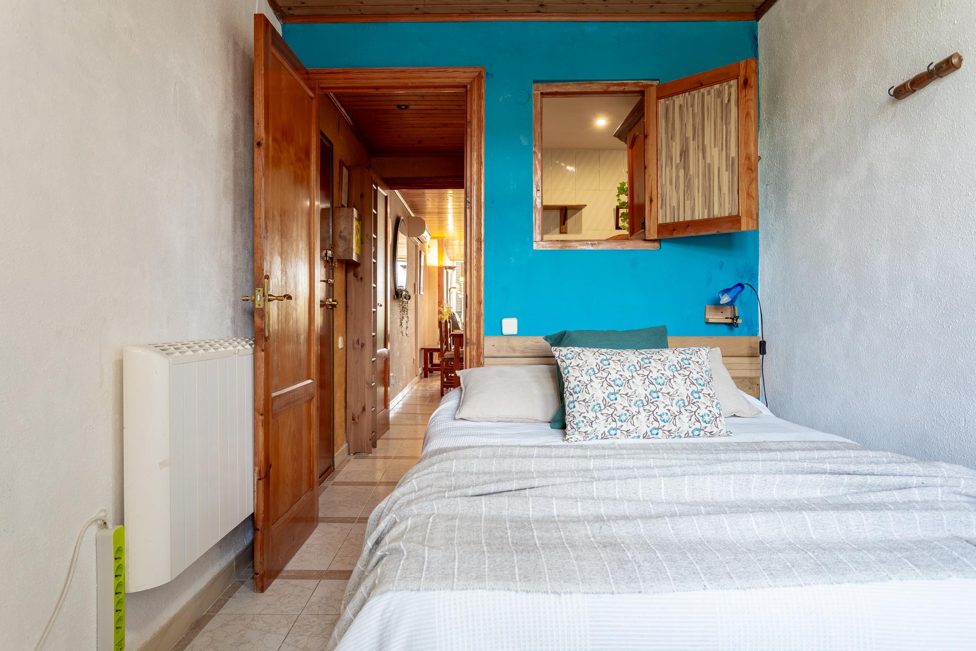 Imagen 1 Apto. Playa en venta en Salou / Apartamento en C/ Cal-lipolis con licencia turística.