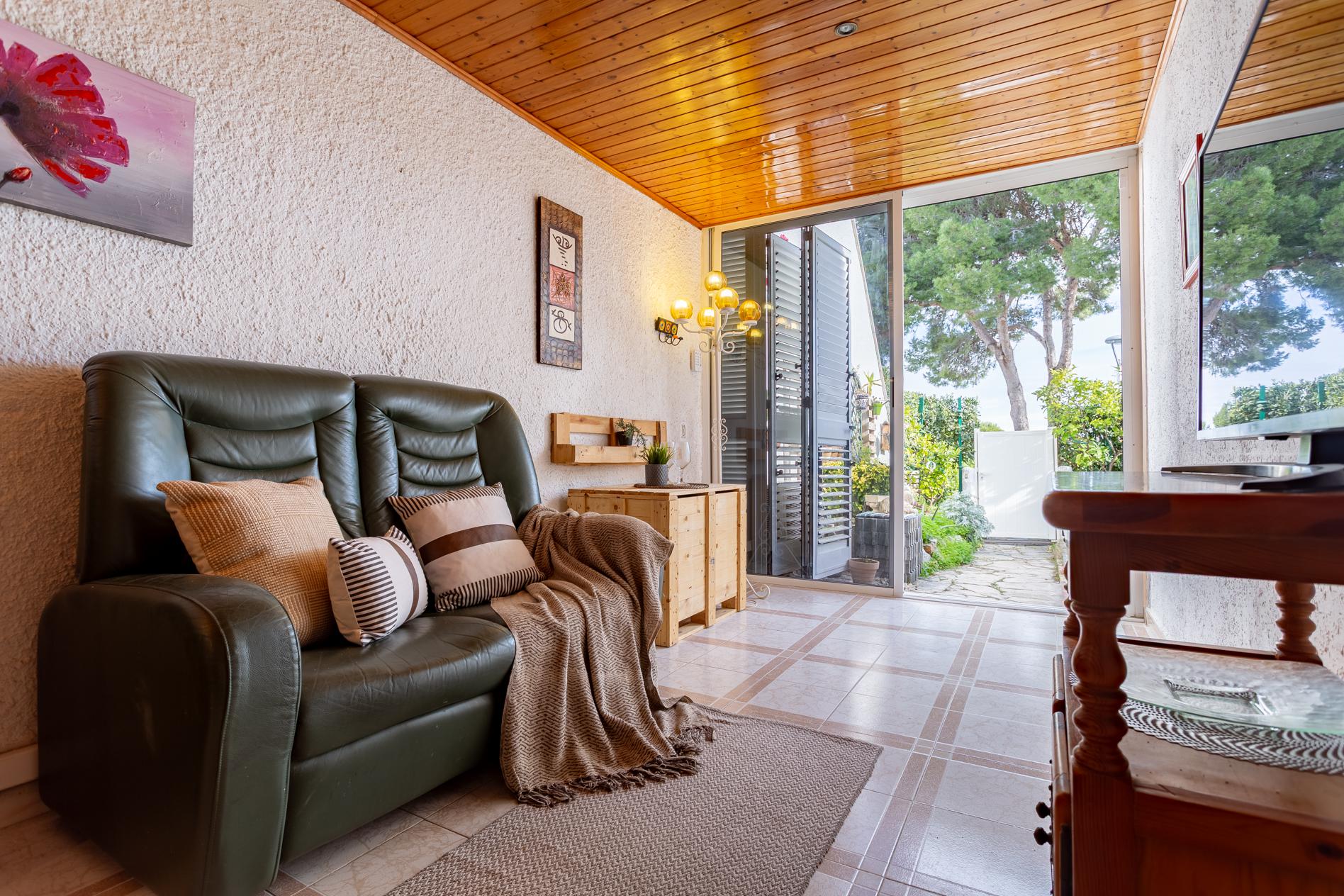 Imagen 2 Apto. Playa en venta en Salou / Apartamento en C/ Cal-lipolis con licencia turística.