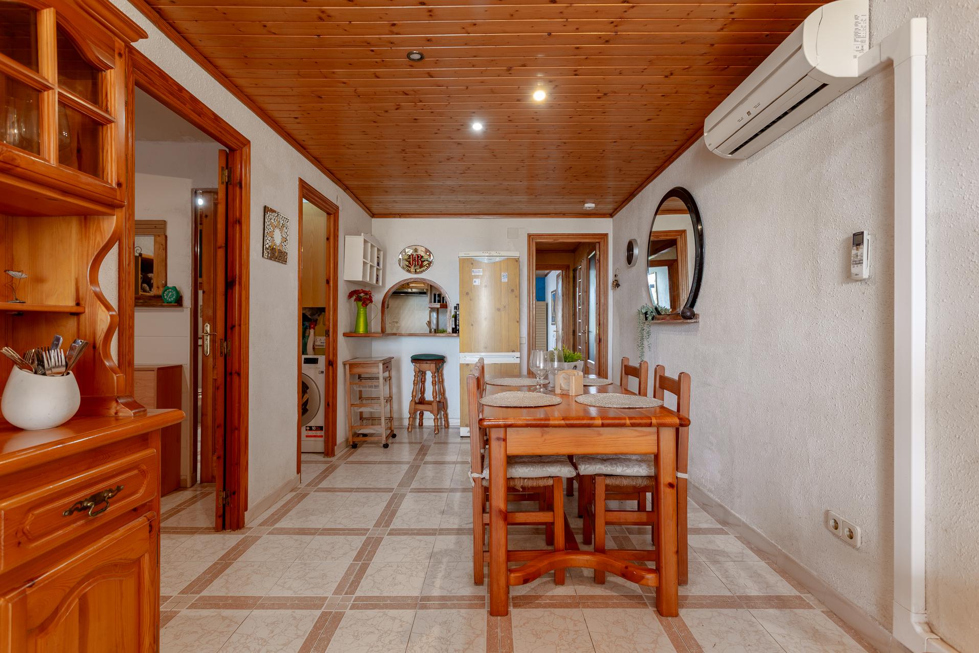 Imagen 20 Apto. Playa en venta en Salou / Apartamento en C/ Cal-lipolis con licencia turística.