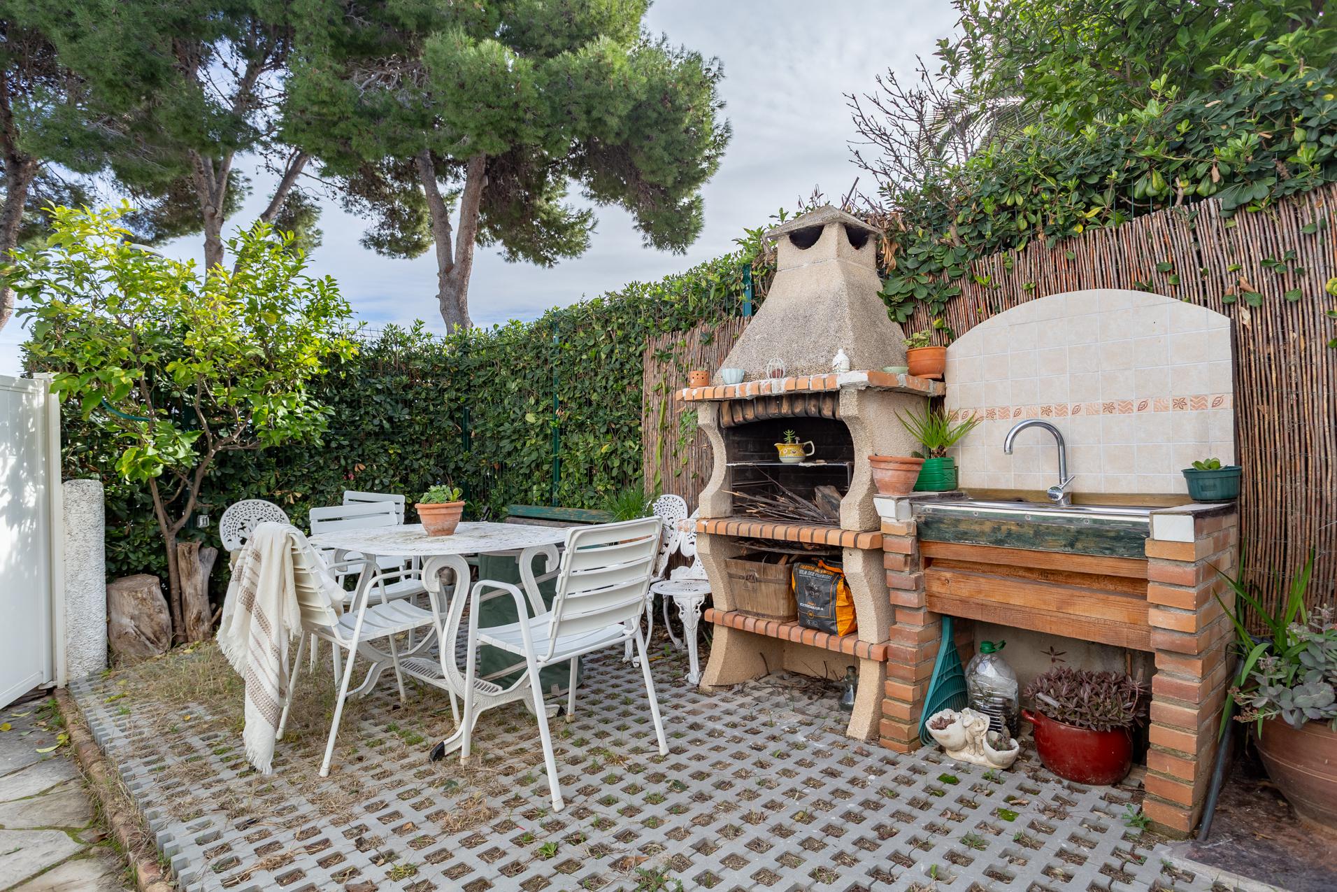 Imagen 25 Apto. Playa en venta en Salou / Apartamento en C/ Cal-lipolis con licencia turística.