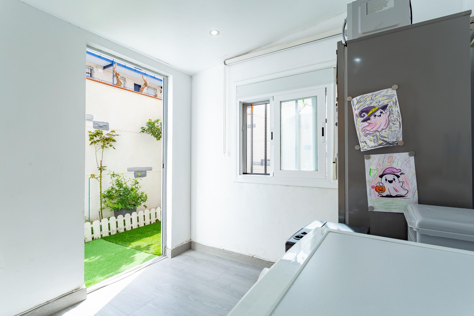 Imagen 8 Apto. Playa en venta en Salou / A 350 metros de la playa Levante.