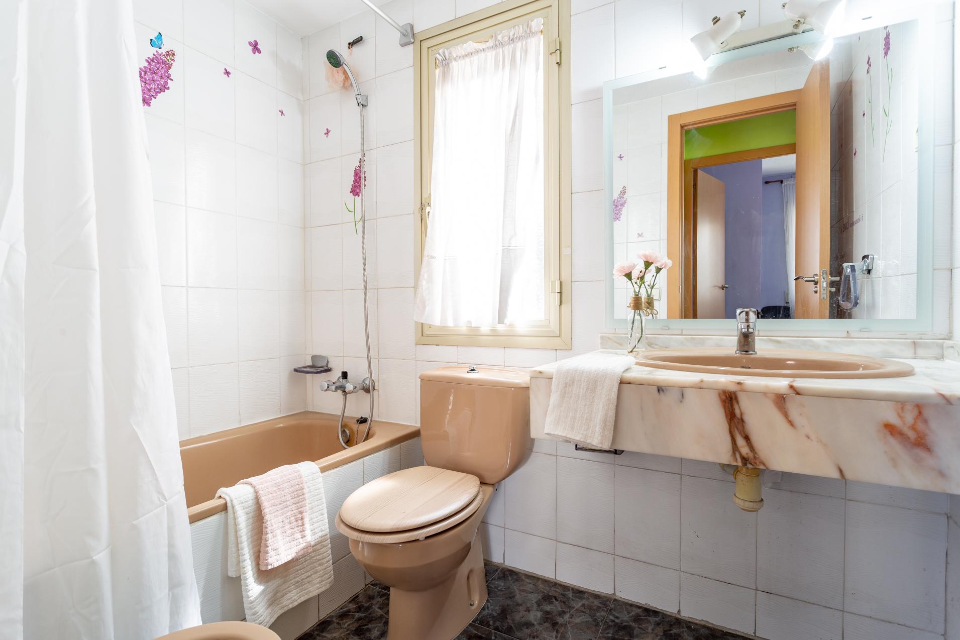 Imagen 20 Apto. Playa en venta en Salou / Piso de 2 habitaciones en venta en calle Priorat, Salou