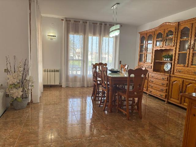 Imagen 5 Inmueble 301793 - Casa Aislada en venta en Deltebre / Chalet individual en Deltebre.