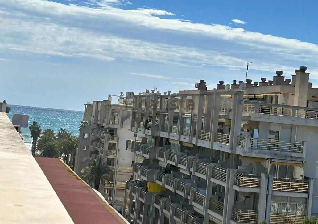 Imagen 33 Piso en venta en Salou / Atico a 100 metros de la playa Levante
