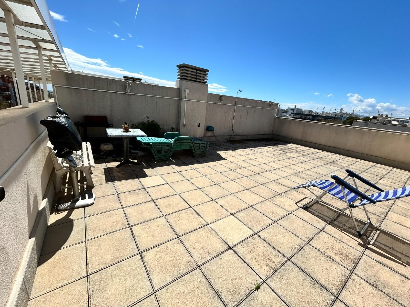 Imagen 27 Piso en venta en Salou / Atico a 100 metros de la playa Levante