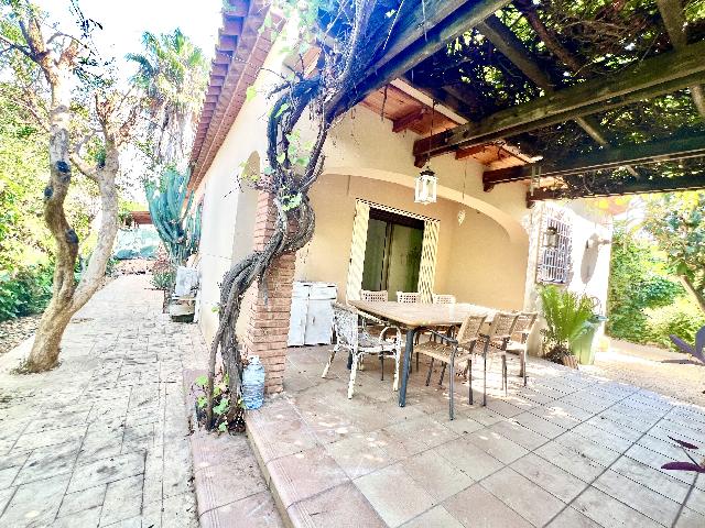 Imagen 24 Inmueble 302347 - Casa en venta en Cambrils / Ubicada en zona tranquila y residencial de Vilafortuny