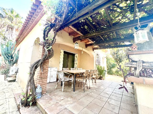 Imagen 30 Inmueble 302347 - Casa en venta en Cambrils / Ubicada en zona tranquila y residencial de Vilafortuny