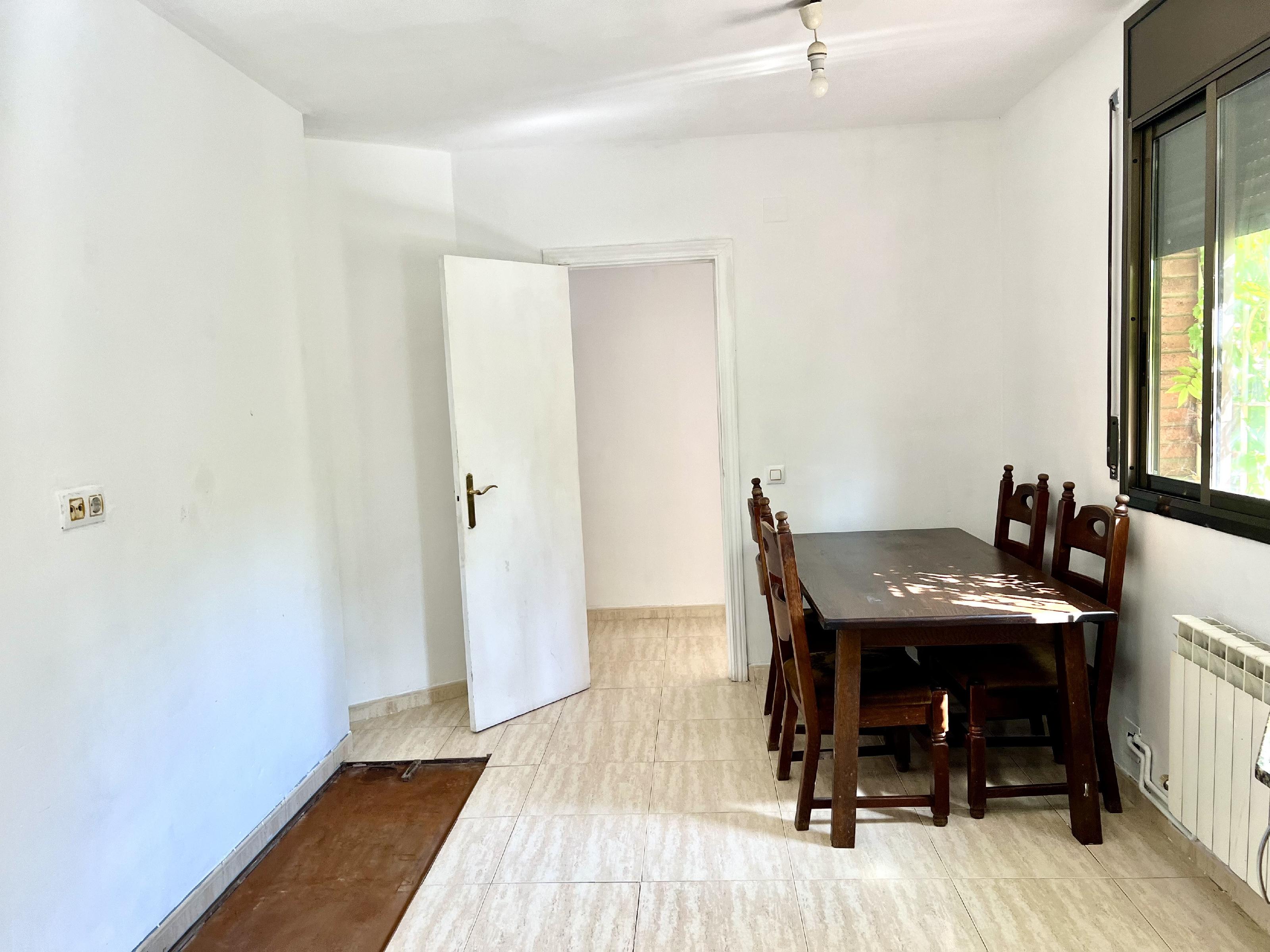 Imagen 3 Casa en venta en Cambrils / Ubicada en zona tranquila y residencial de Vilafortuny