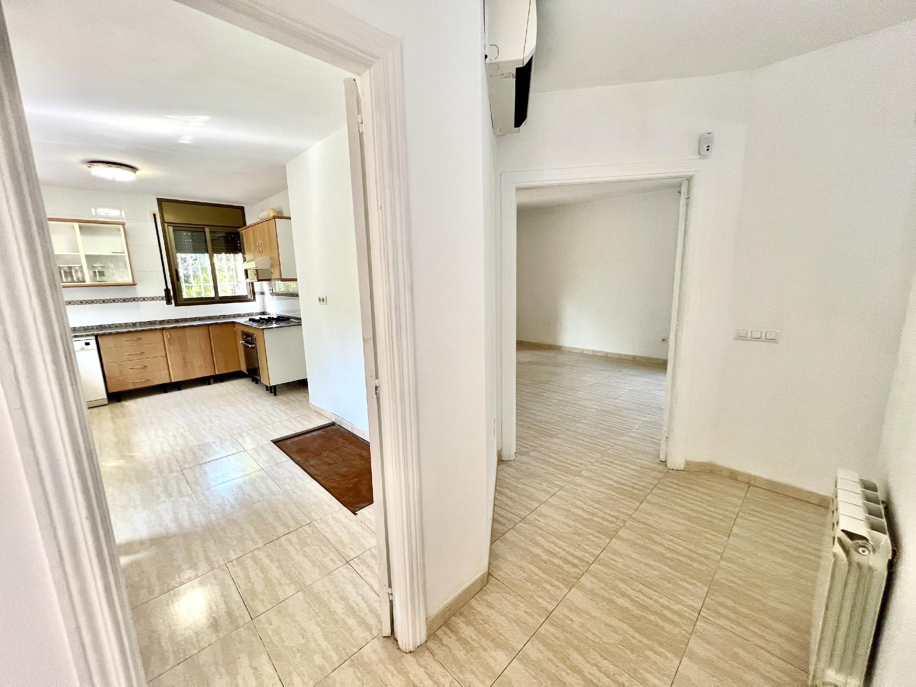 Imagen 7 Casa en venta en Cambrils / Ubicada en zona tranquila y residencial de Vilafortuny