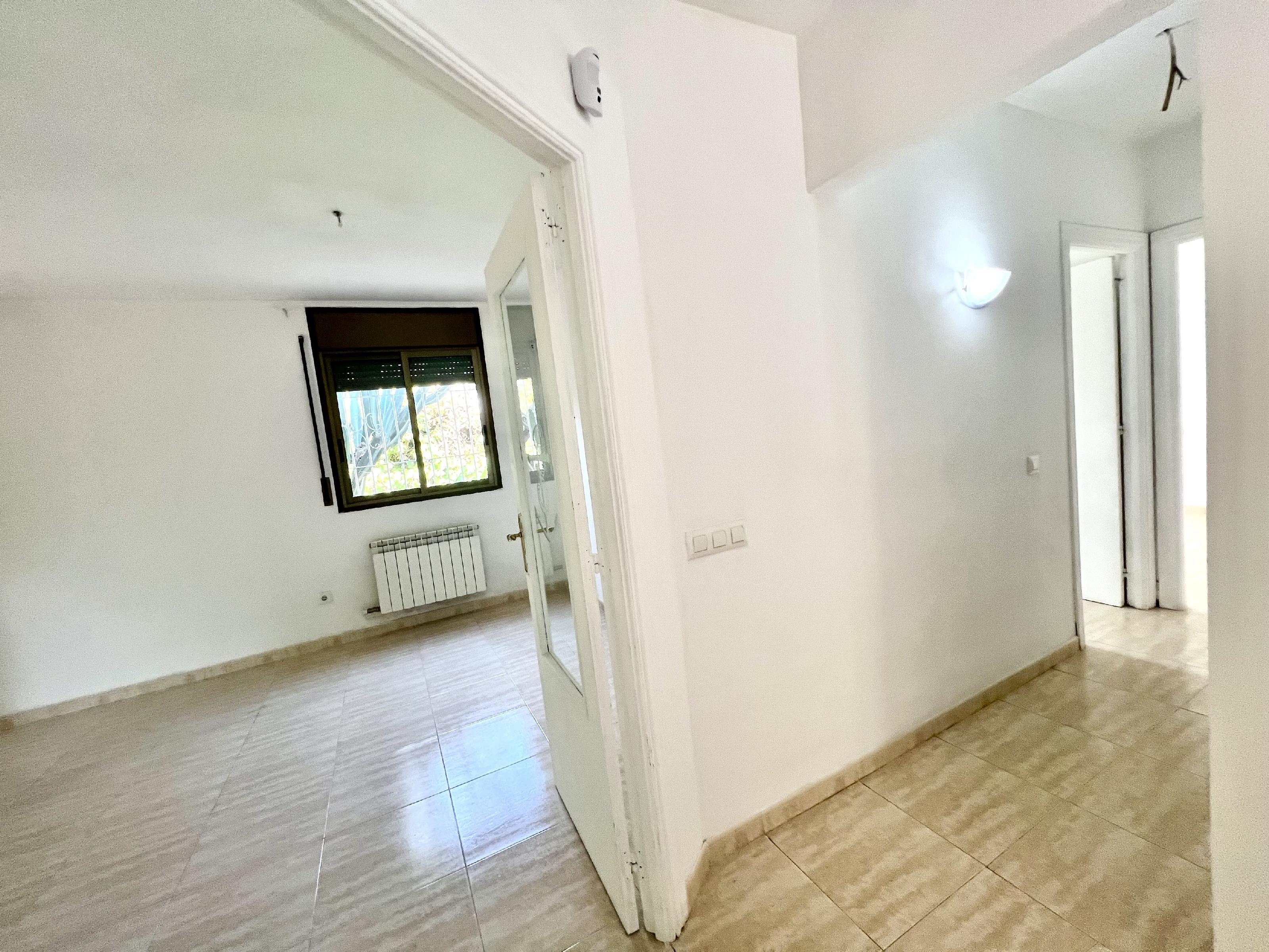 Imagen 15 Casa en venta en Cambrils / Ubicada en zona tranquila y residencial de Vilafortuny