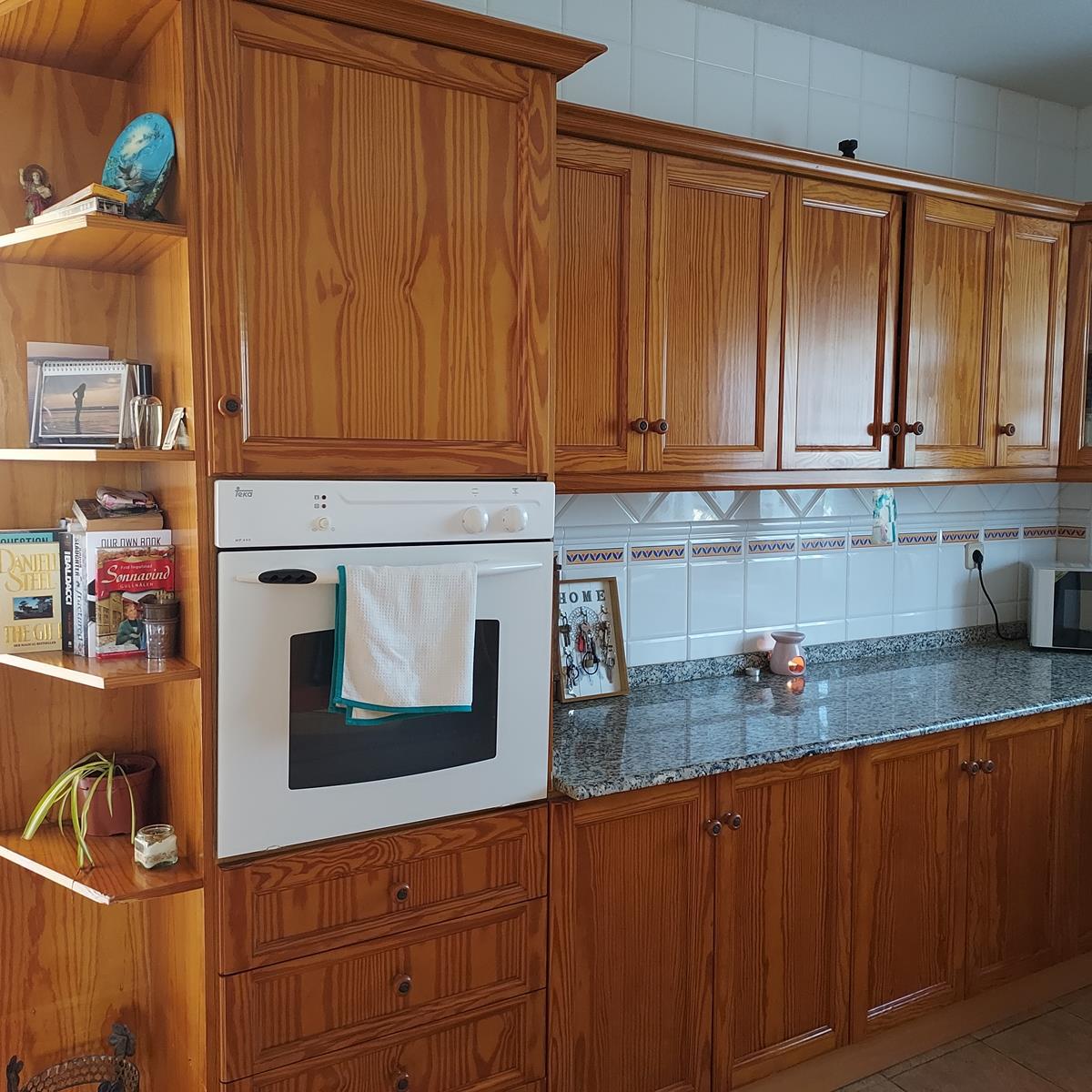 Imagen 14 Casa Aislada en venta en Torrevieja / Frente al Lago Rosa y cerca del centro Habaneras.