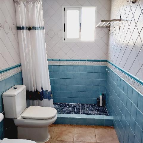 Imagen 19 Inmueble 286388 - Casa Aislada en venta en Torrevieja / Frente al Lago Rosa y cerca del centro Habaneras.