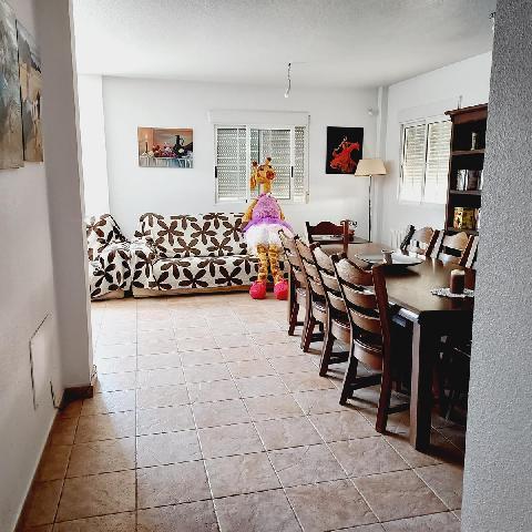 Imagen 11 Inmueble 286388 - Casa Aislada en venta en Torrevieja / Frente al Lago Rosa y cerca del centro Habaneras.