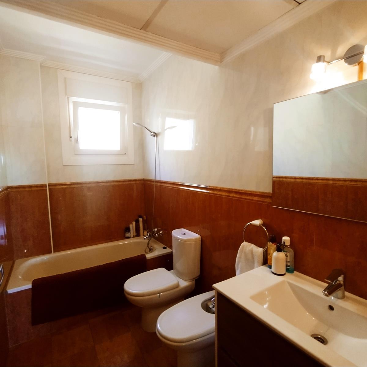 Imagen 16 Casa Adosada en venta en Rojales / En Ciudad Quesada, junto al campo de Golf.