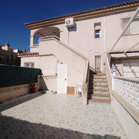 Imagen 30 Inmueble 286405 - Casa Adosada en venta en Torrevieja / A 5 minutos de la Playa de la Mata.