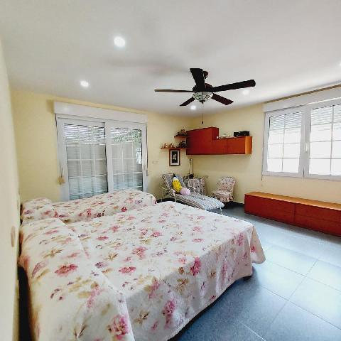 Imagen 53 Inmueble 286407 - Casa Aislada en venta en Orihuela / En cabo Roig-Orihuela, Junto al puerto deportivo.