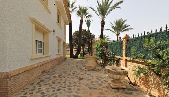 Imagen 90 Inmueble 286407 - Casa Aislada en venta en Orihuela / En cabo Roig-Orihuela, Junto al puerto deportivo.