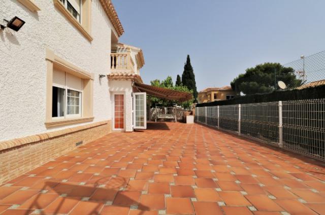 Imagen 88 Inmueble 286407 - Casa Aislada en venta en Orihuela / En cabo Roig-Orihuela, Junto al puerto deportivo.