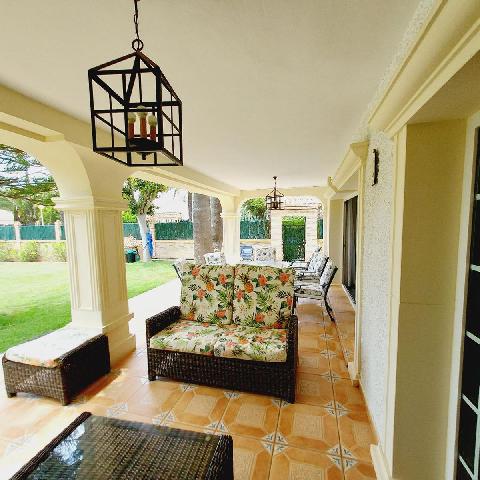 Imagen 9 Inmueble 286407 - Casa Aislada en venta en Orihuela / En cabo Roig-Orihuela, Junto al puerto deportivo.