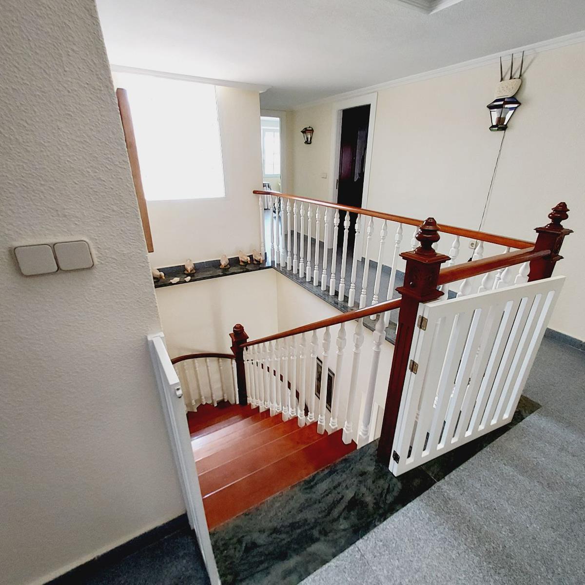 Imagen 45 Casa Aislada en venta en Orihuela / En cabo Roig-Orihuela, Junto al puerto deportivo.