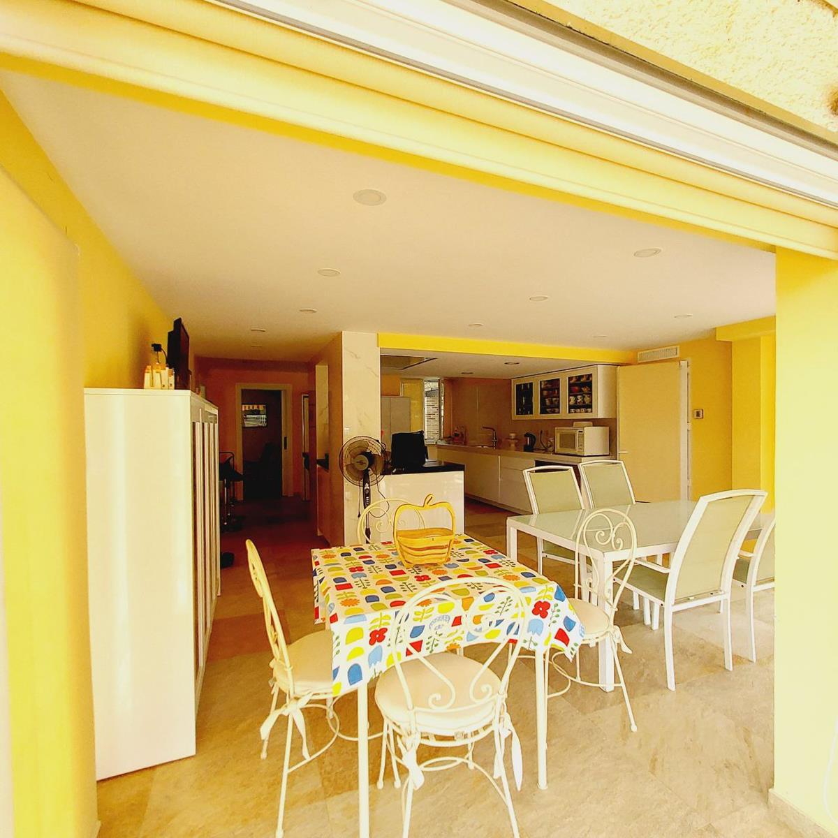 Imagen 16 Casa Aislada en venta en Orihuela / En cabo Roig-Orihuela, Junto al puerto deportivo.