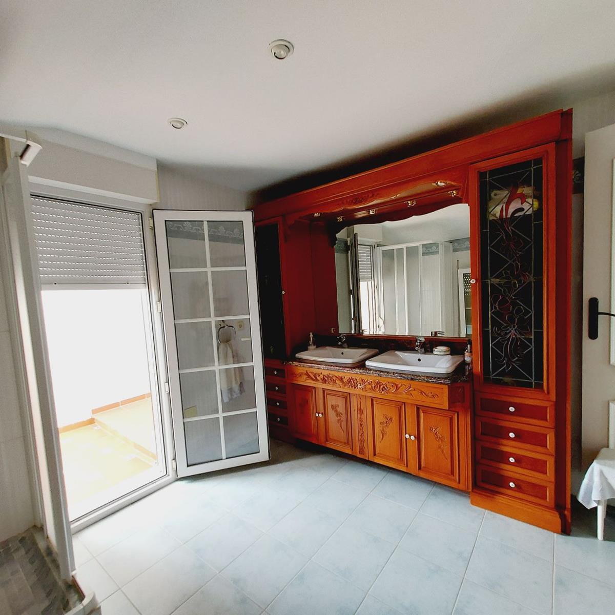 Imagen 64 Casa Aislada en venta en Orihuela / En cabo Roig-Orihuela, Junto al puerto deportivo.