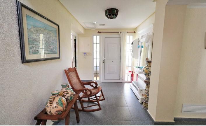 Imagen 20 Casa Aislada en venta en Orihuela / En cabo Roig-Orihuela, Junto al puerto deportivo.