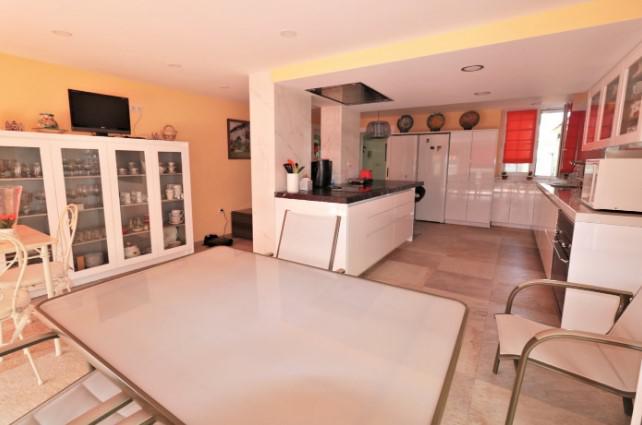 Imagen 39 Casa Aislada en venta en Orihuela / En cabo Roig-Orihuela, Junto al puerto deportivo.