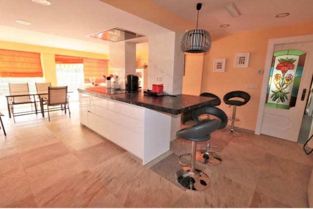 Imagen 35 Casa Aislada en venta en Orihuela / En cabo Roig-Orihuela, Junto al puerto deportivo.