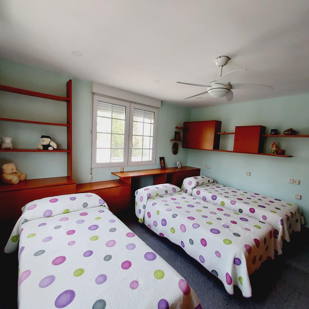 Imagen 48 Casa Aislada en venta en Orihuela / En cabo Roig-Orihuela, Junto al puerto deportivo.