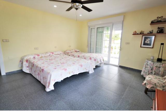 Imagen 55 Inmueble 286407 - Casa Aislada en venta en Orihuela / En cabo Roig-Orihuela, Junto al puerto deportivo.