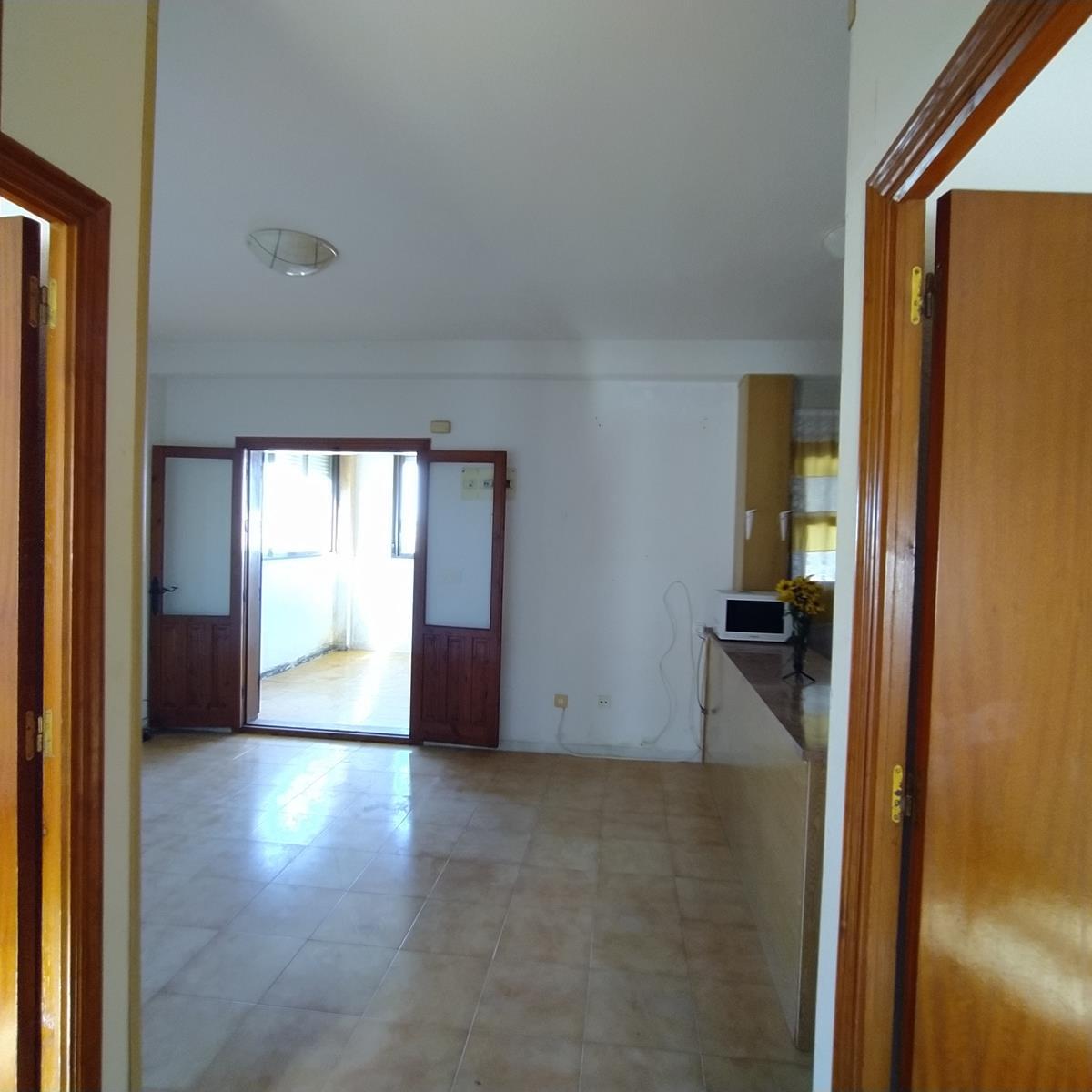 Imagen 2 Apto. Playa en venta en Torrevieja / Cerca de la Playa de la Mata            