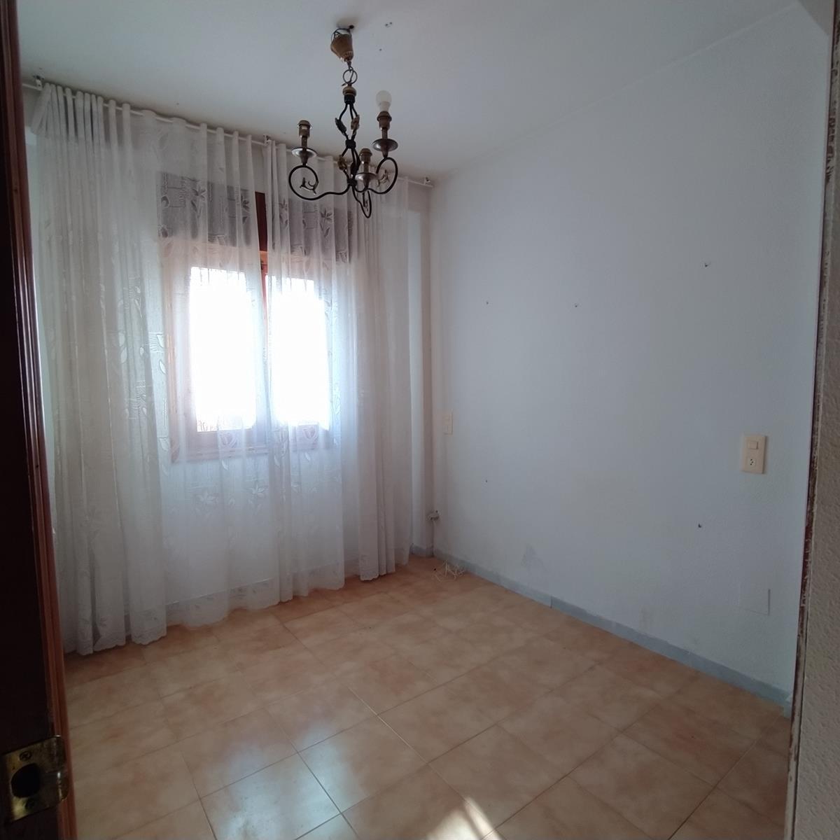 Imagen 12 Apto. Playa en venta en Torrevieja / Cerca de la Playa de la Mata            
