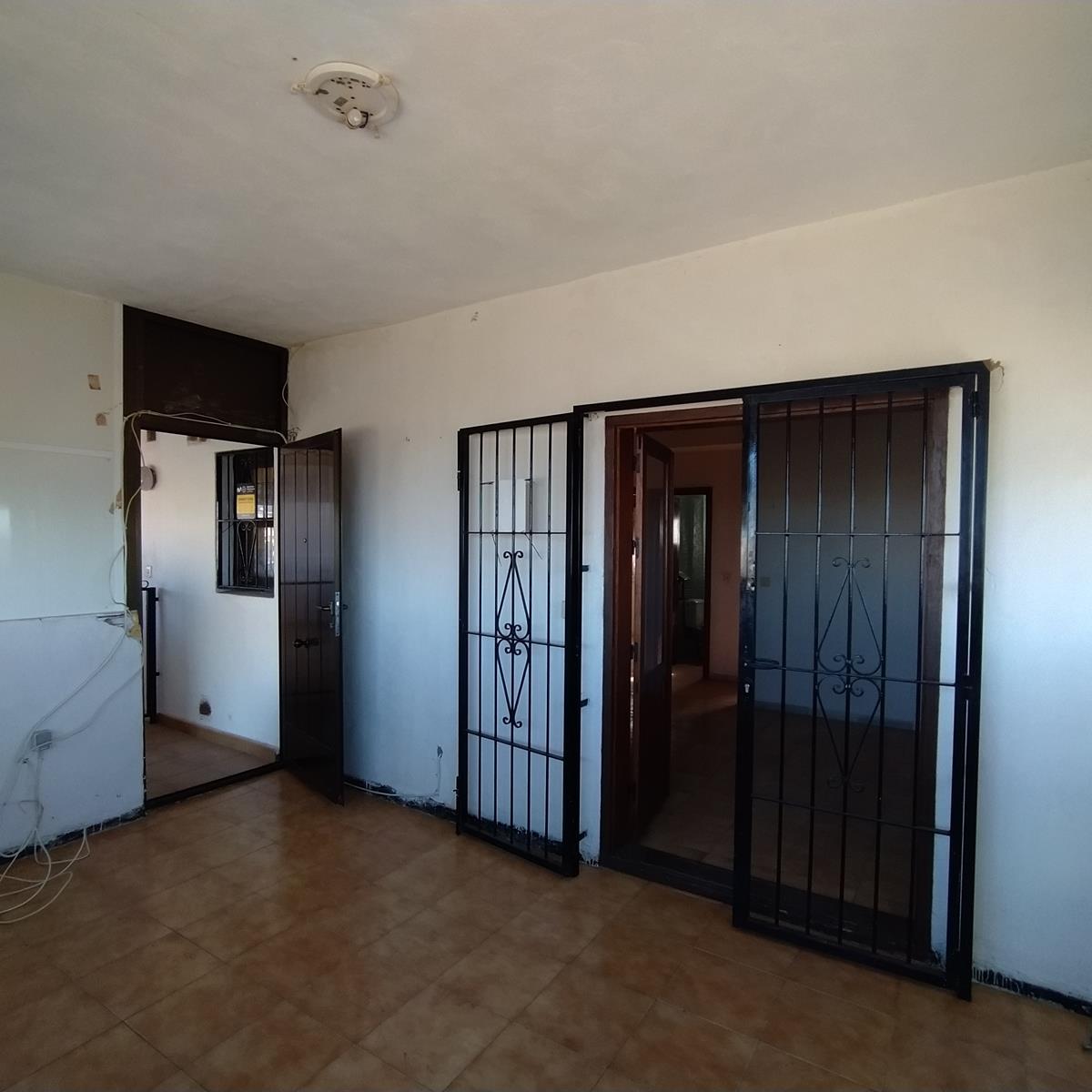 Imagen 20 Apto. Playa en venta en Torrevieja / Cerca de la Playa de la Mata            